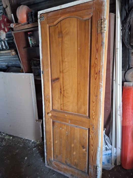 Продам межкомнатные двери