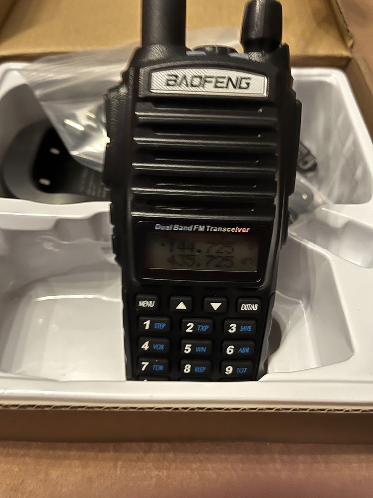 Statie Baofeng UV-82 VHF/UHF