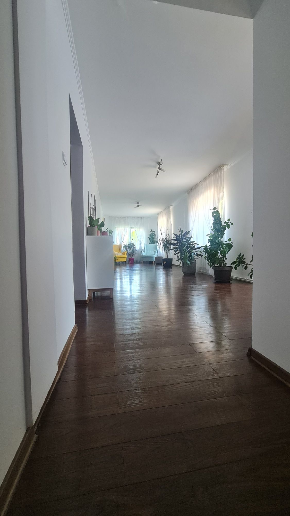Vând casa mobilată în Gagesti
