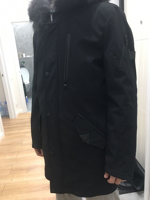 Продается парка новая