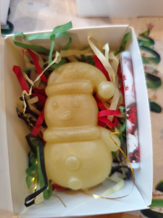 Коледни медени сапуни