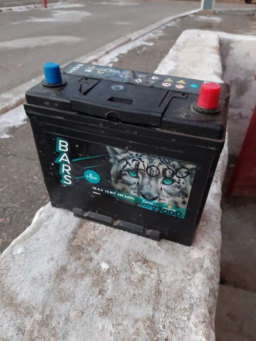 Продам АКБ 6СТ-50 в отличном состоянии. 2025 года выпуска.