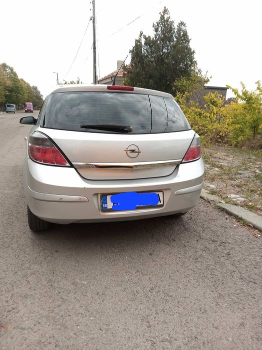 Продавам опел астра