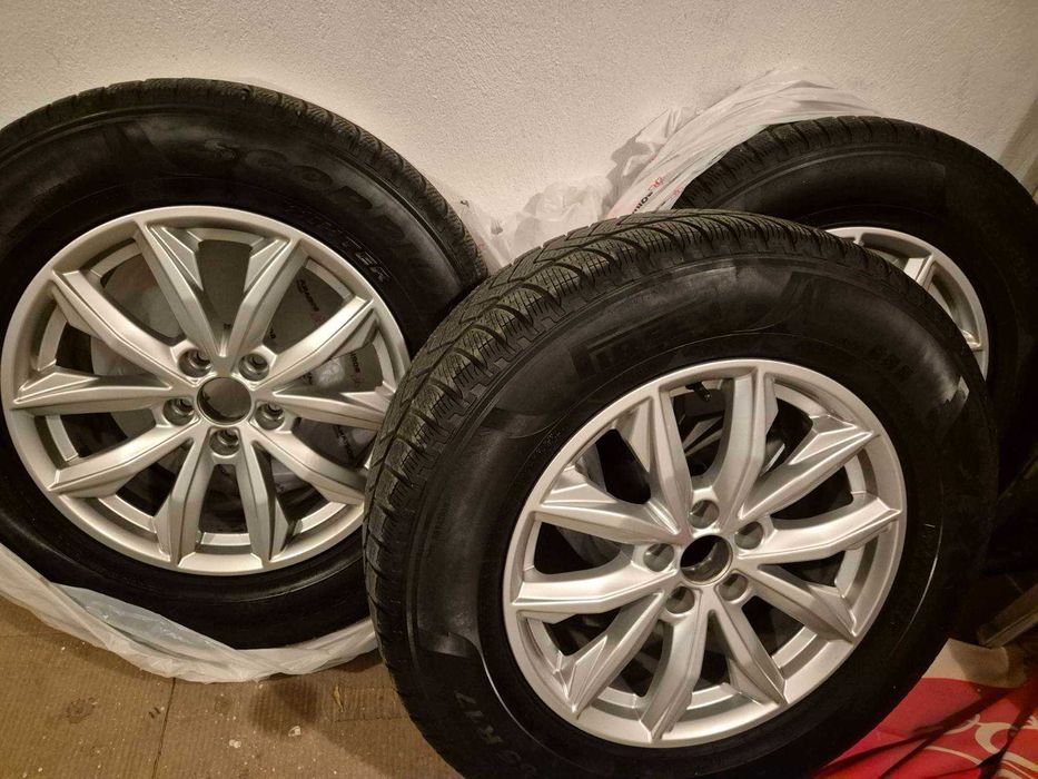 Зимни гуми Pirelli с джанти 235 /65 /17 - 4бр