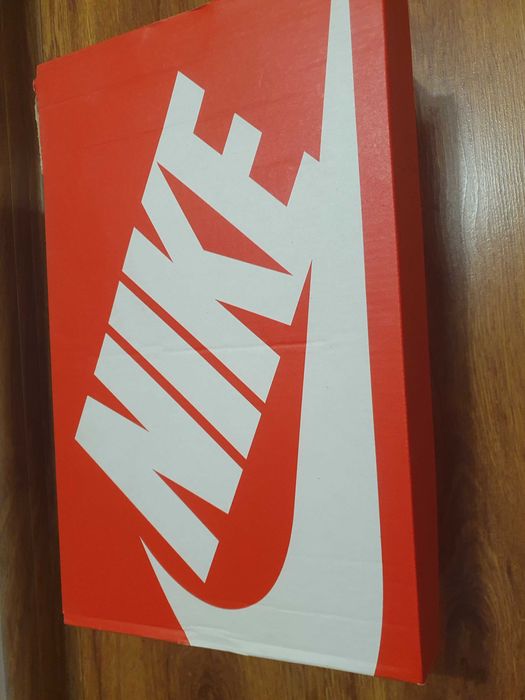 Air max Nike маратонки