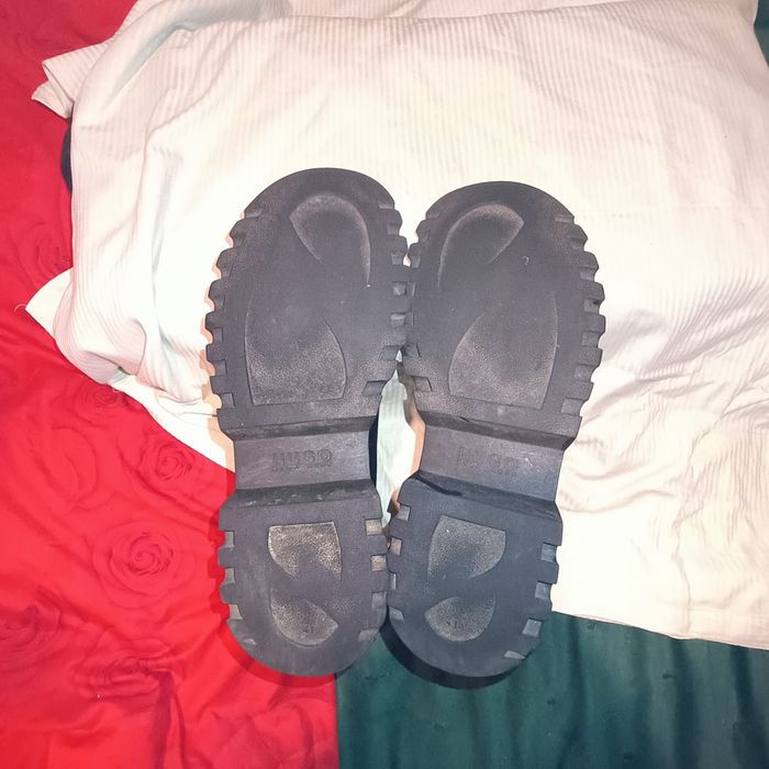 Ghete piele naturala Hugo Boss