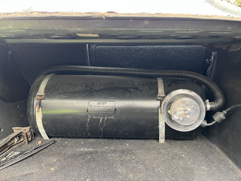 Audi 80 b4 1.8 90 к.с