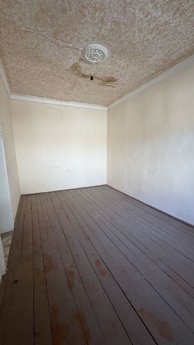 Срочно арзон  ховли сотилади