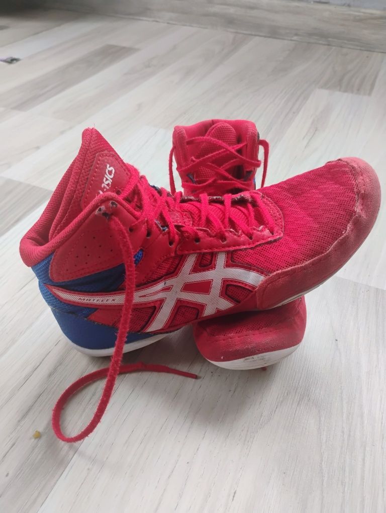 Борцовки   ASICS 39