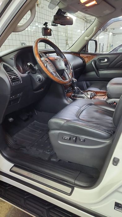 QX80 2015год все опции