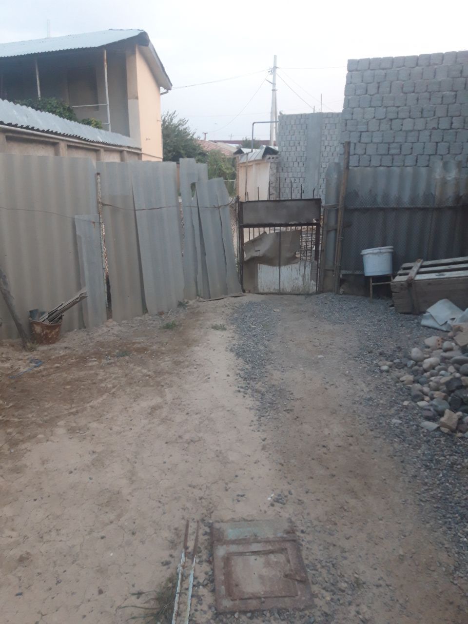 Xovli uy 2sotixdan ortiq