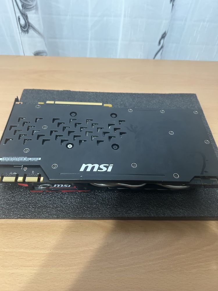 GTX 1070 Ti 8gb  Вижте Описанието !