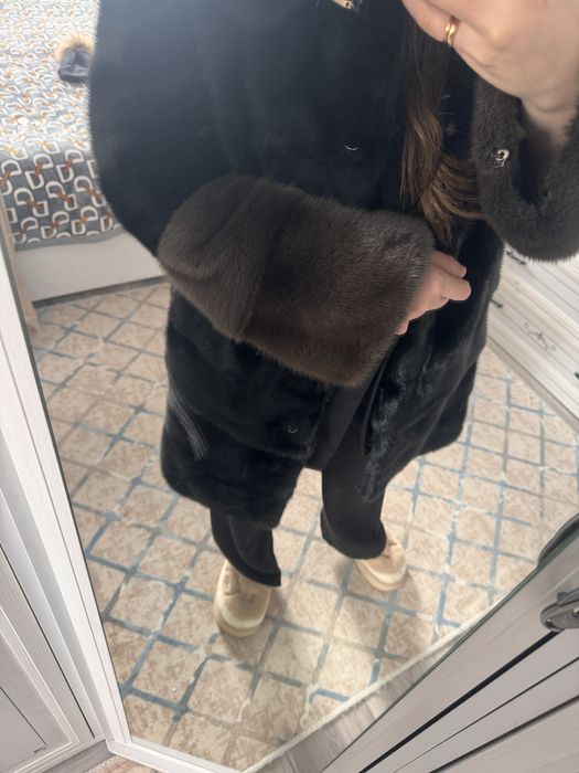 Продам норковую шубу