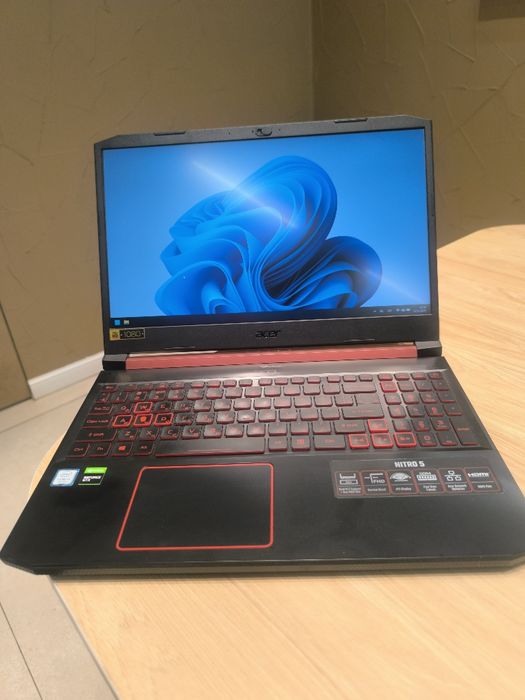 Игровой GTX 1650, i5-9300H ноутбук