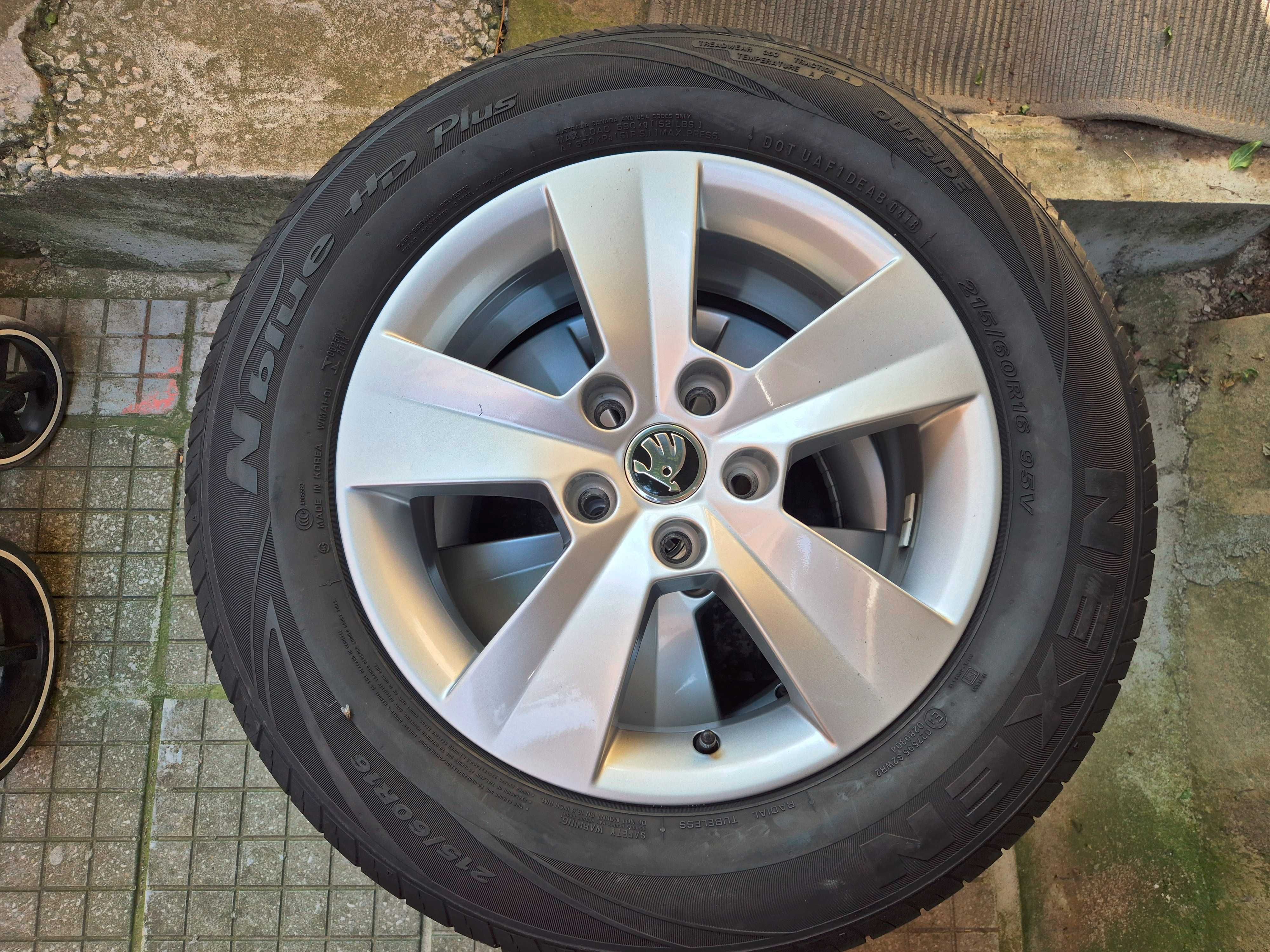 4 бр летни гуми 215/60R16