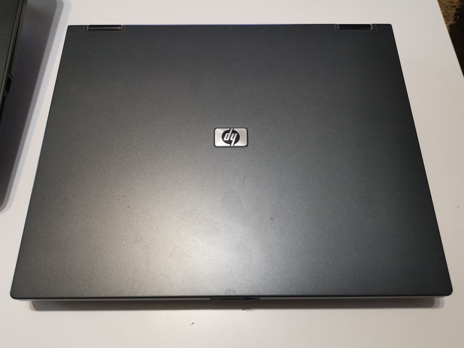 Laptop HP Compaq nx 6325-vând laptop nx6325