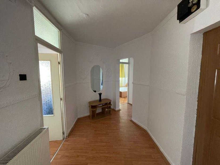 apartament 2 camere, decomandat spațios și luminos, la preț avantajos