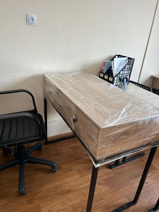 Новый Стол с ящиками