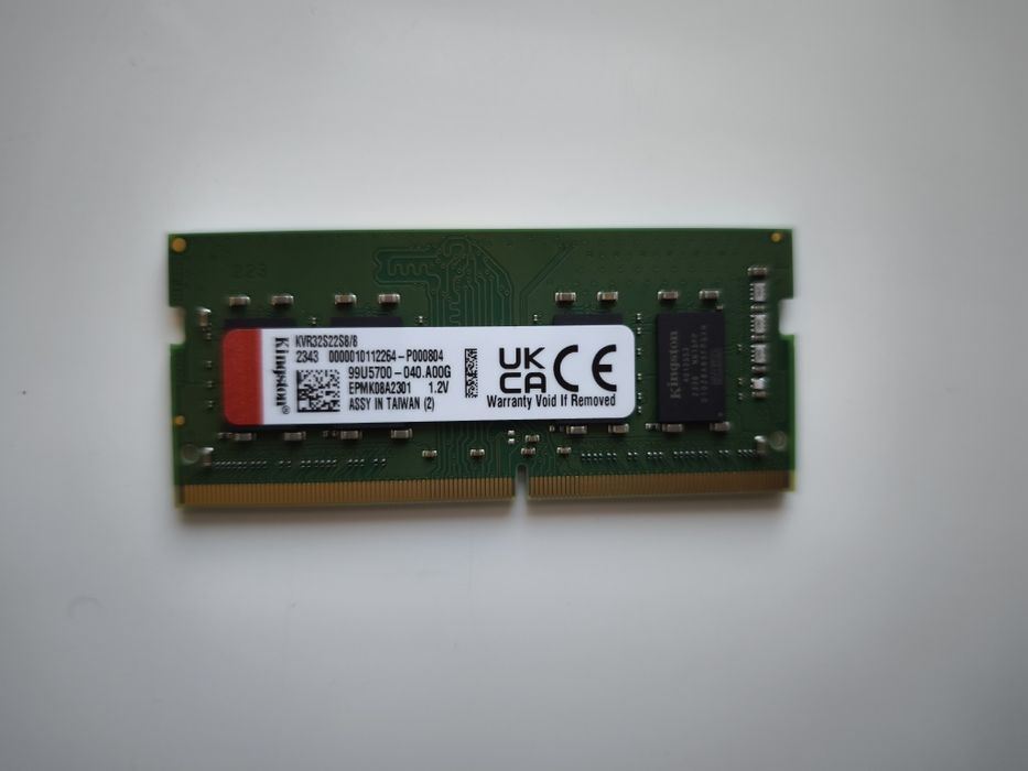 Продам оперативную память DDR4 Kingston 8 Гб