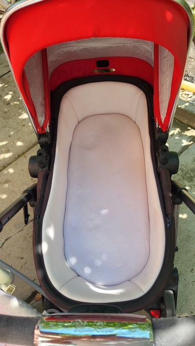 Vând căruț ,cantar, leagăn