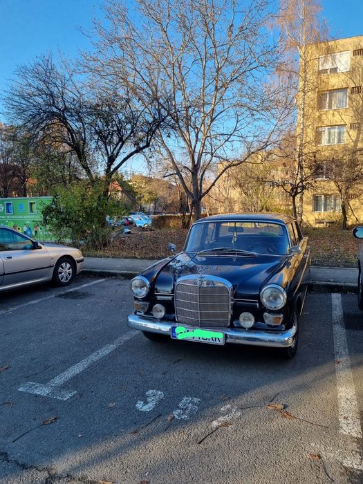 Vand Mercedes Benz