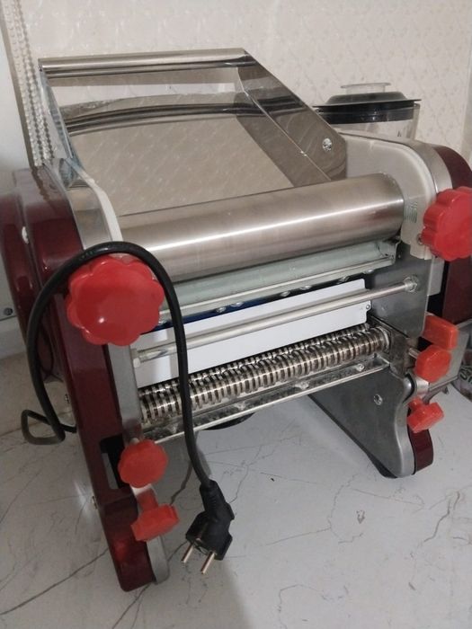 Тестороскатка, лапшарезка