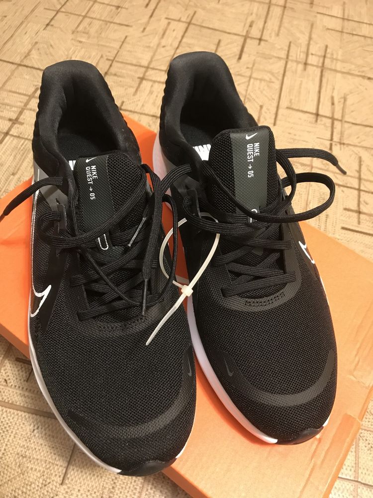 NIKE кроссовки 42,5