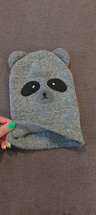 Детска зимна шапка