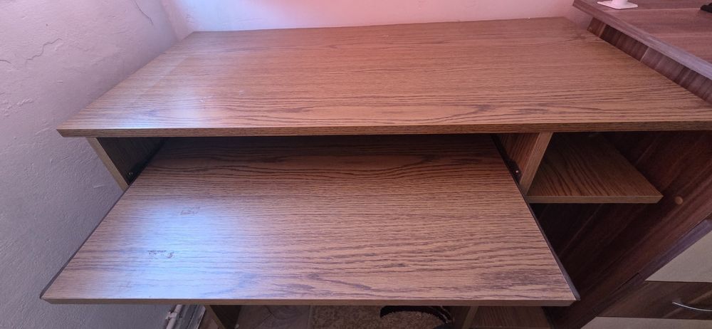 Birou simplu din pall