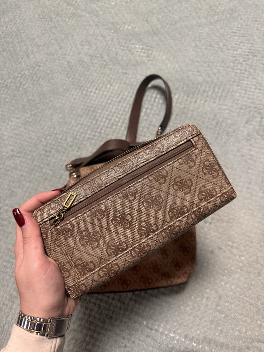Раница и портмоне GUESS