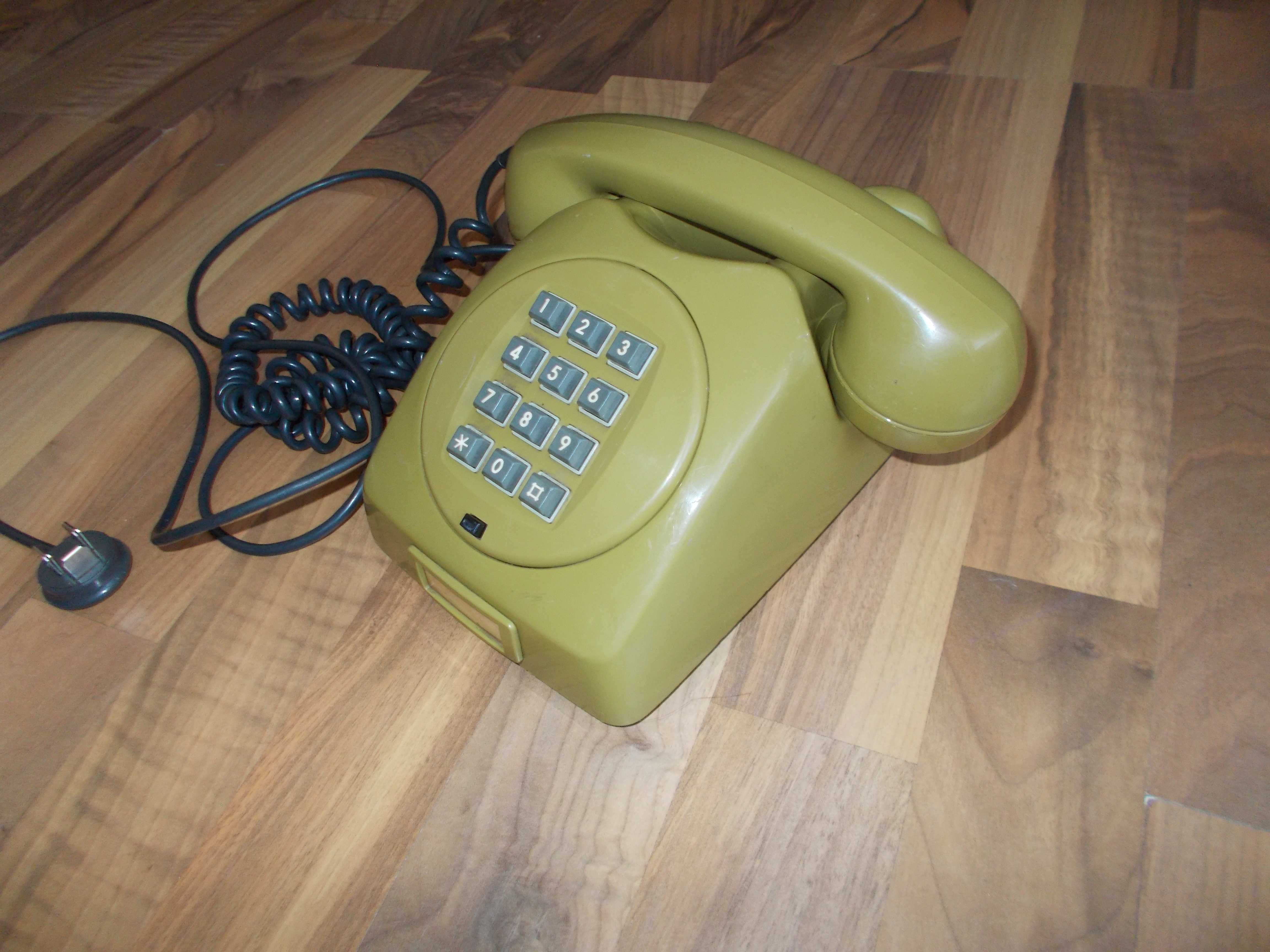 telefon fix vechi,old,vintage, de decor, marca L.M. ericsson GNT f 68