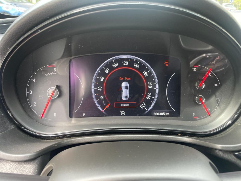 Opel Insignia, bord full  electronic, automata