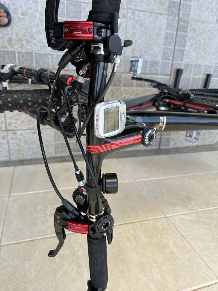 Scoot Spark Carbon