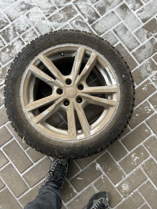 Шины с дисками в идеальном состоянии