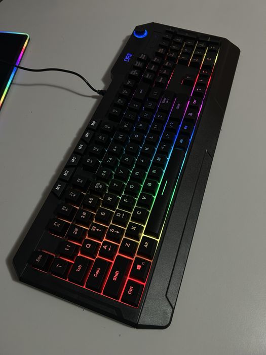 Tastatura DR1 Tech RGB