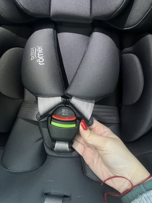 Стол за кола Britax Römer Swivel,Isofix,I-size 40-125см