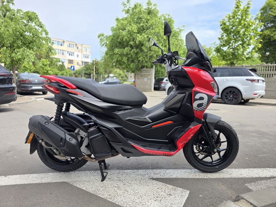 Aprilia SR GT 125 2022