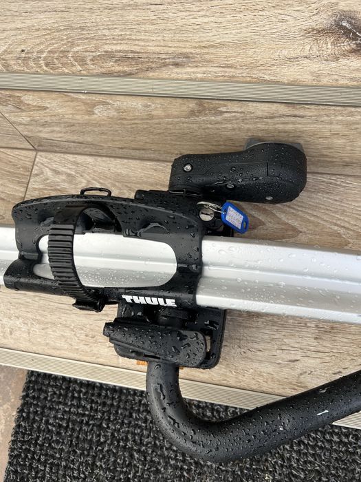 Suport biciclete pe carlig Thule