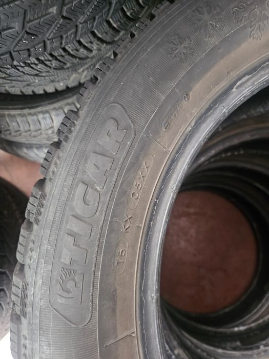 Гуми 215/60/17 дот20