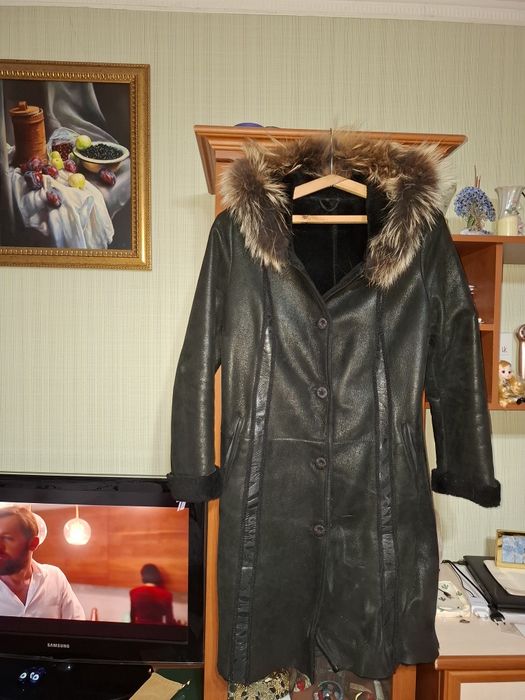 Продам турецкую дубленкк