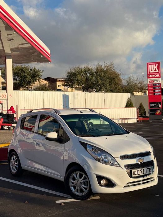 Spark 2022  krakasi tozza