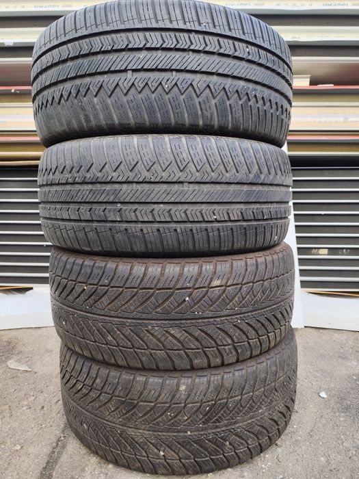 Anvelope 245 45 r18 iarna Good year