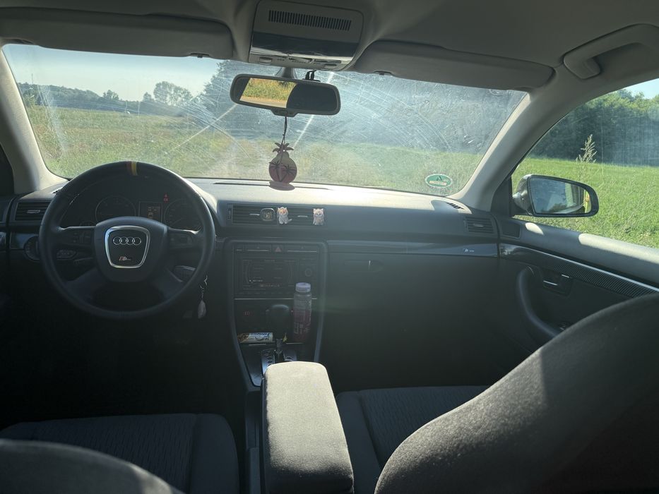 Vand Audi A4B7.