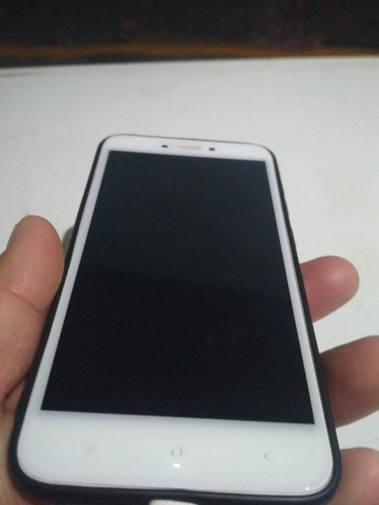 Redmi 4x 32gb holati ideal 650000