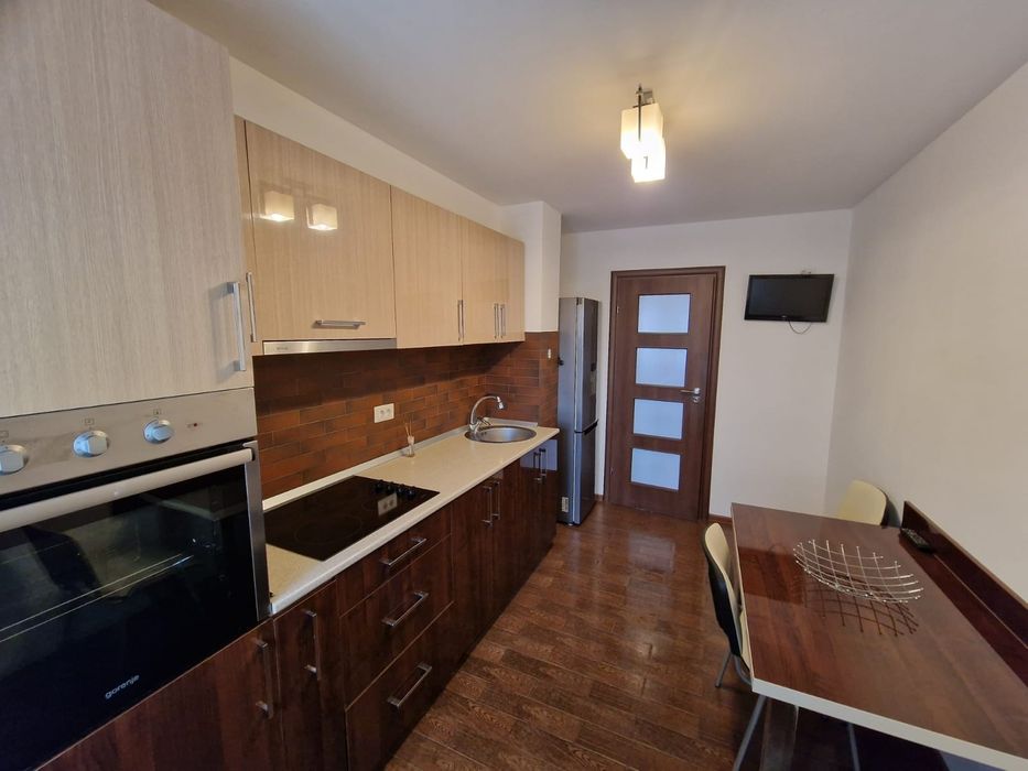 Închiriez APARTAMENT în Tg Jiu