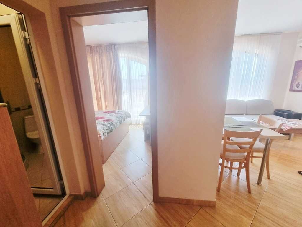 Продава се Двустаен апартамент в к.к. Слънчев бряг - 102 кв.м за 588 €/кв.м - Снимка #7