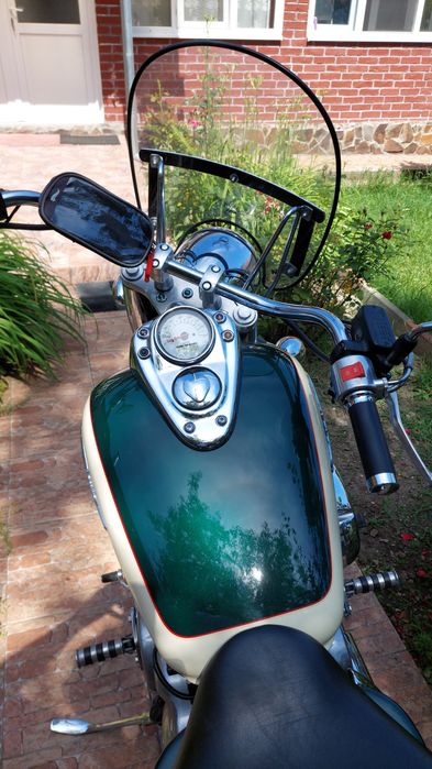 Vând Honda Shadow 750 American Edition
