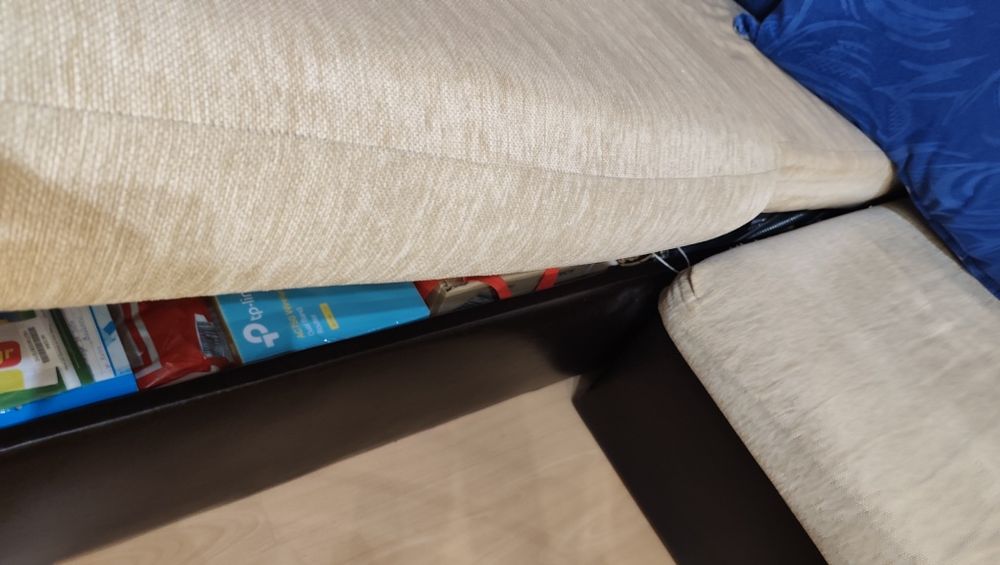 Ъглов диван запазен