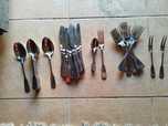 Set tacâmuri 12 persoane