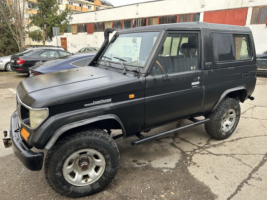 Toyota Land Cruiser 73 .3000 TD autoutilitara